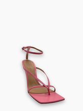 Scarpe Con Tacchi Con Cinturini -  | dBlank