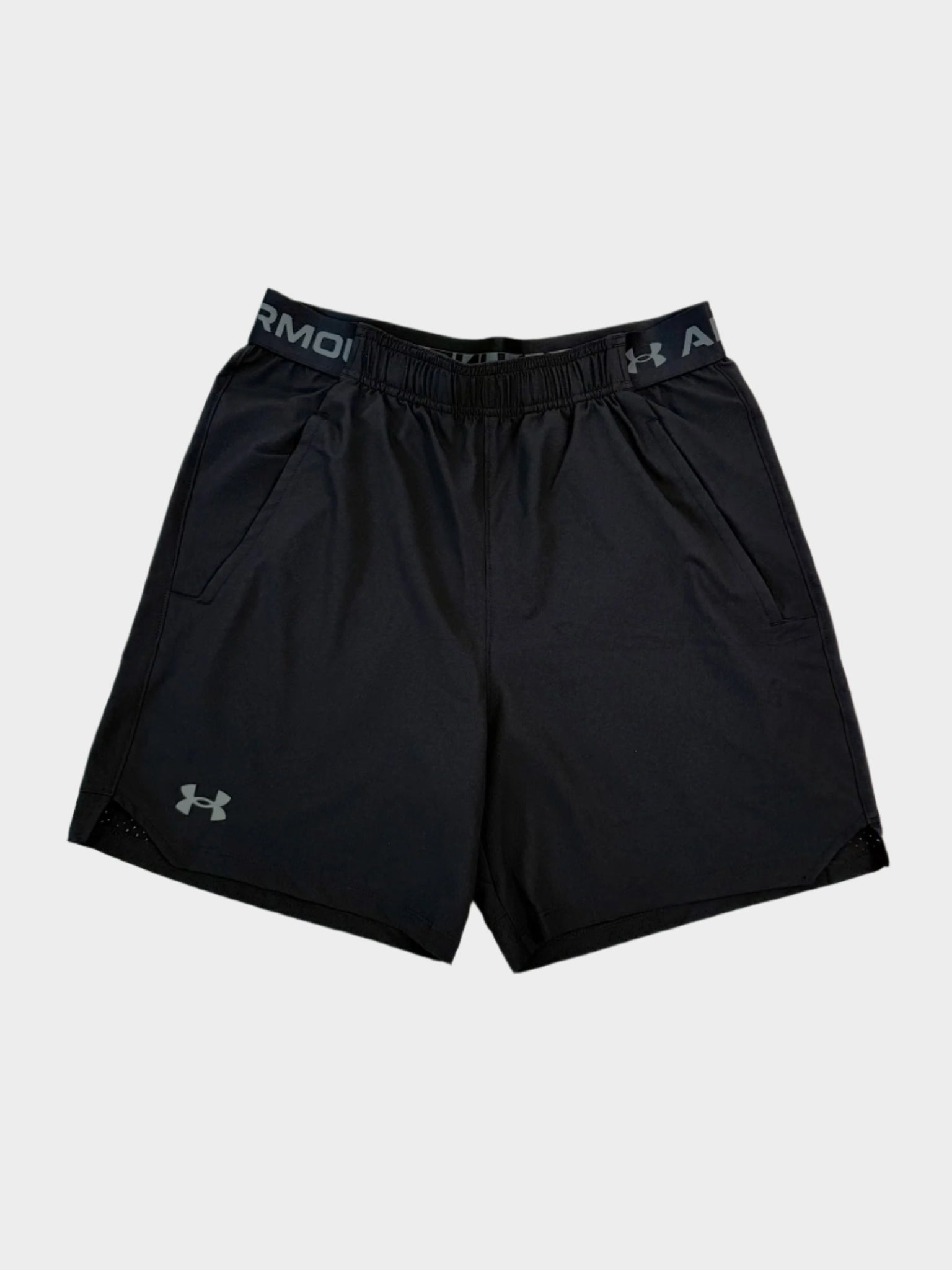 Shorts tecnici Under Armour Vanish Woven 6in neri da uomo vista frontale