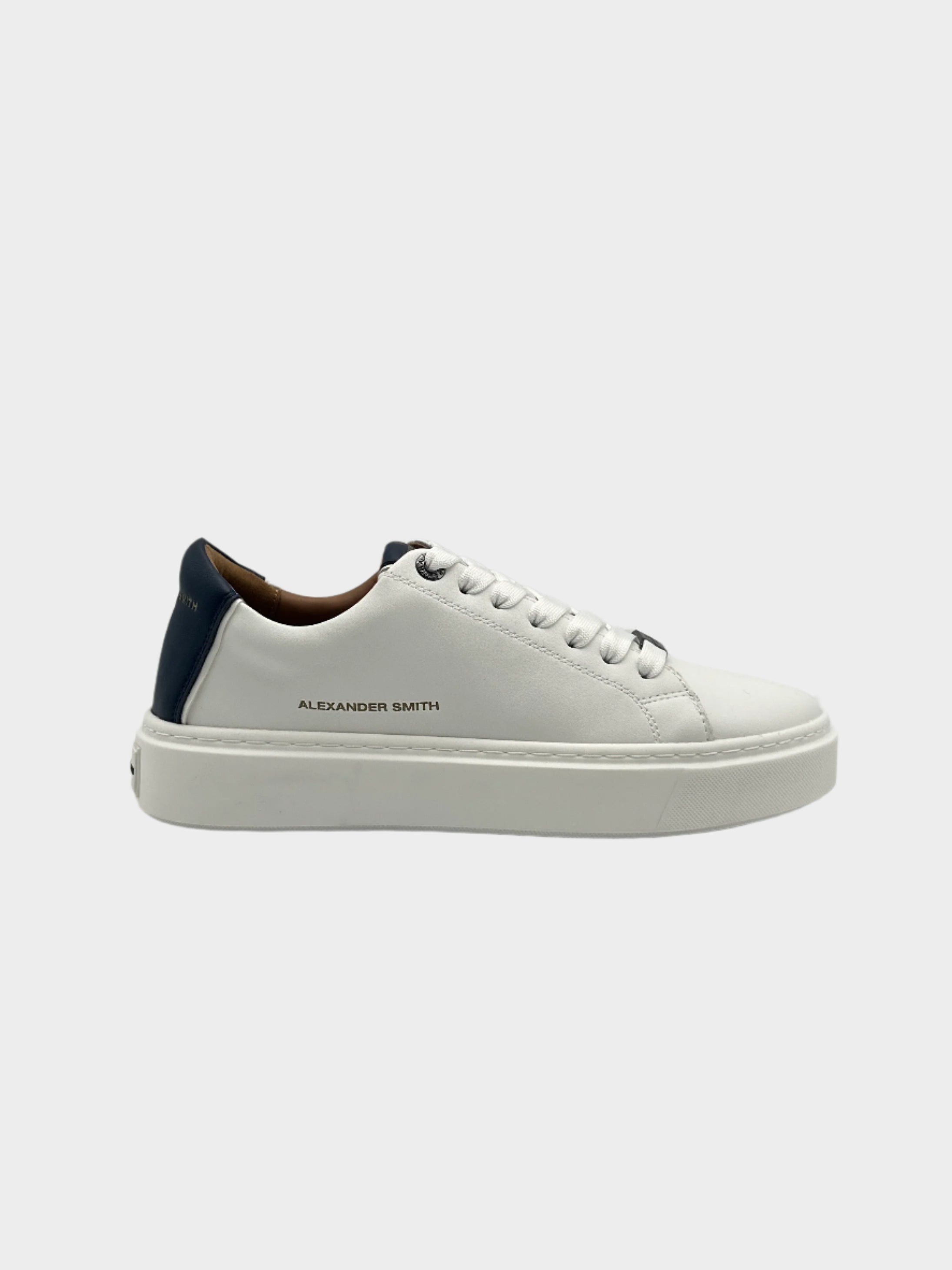 sneakers Alexander Smith, scarpe bianche uomo, sneakers con tallone blu, London LDM 9010, scarpe moda uomo, made in Italy

