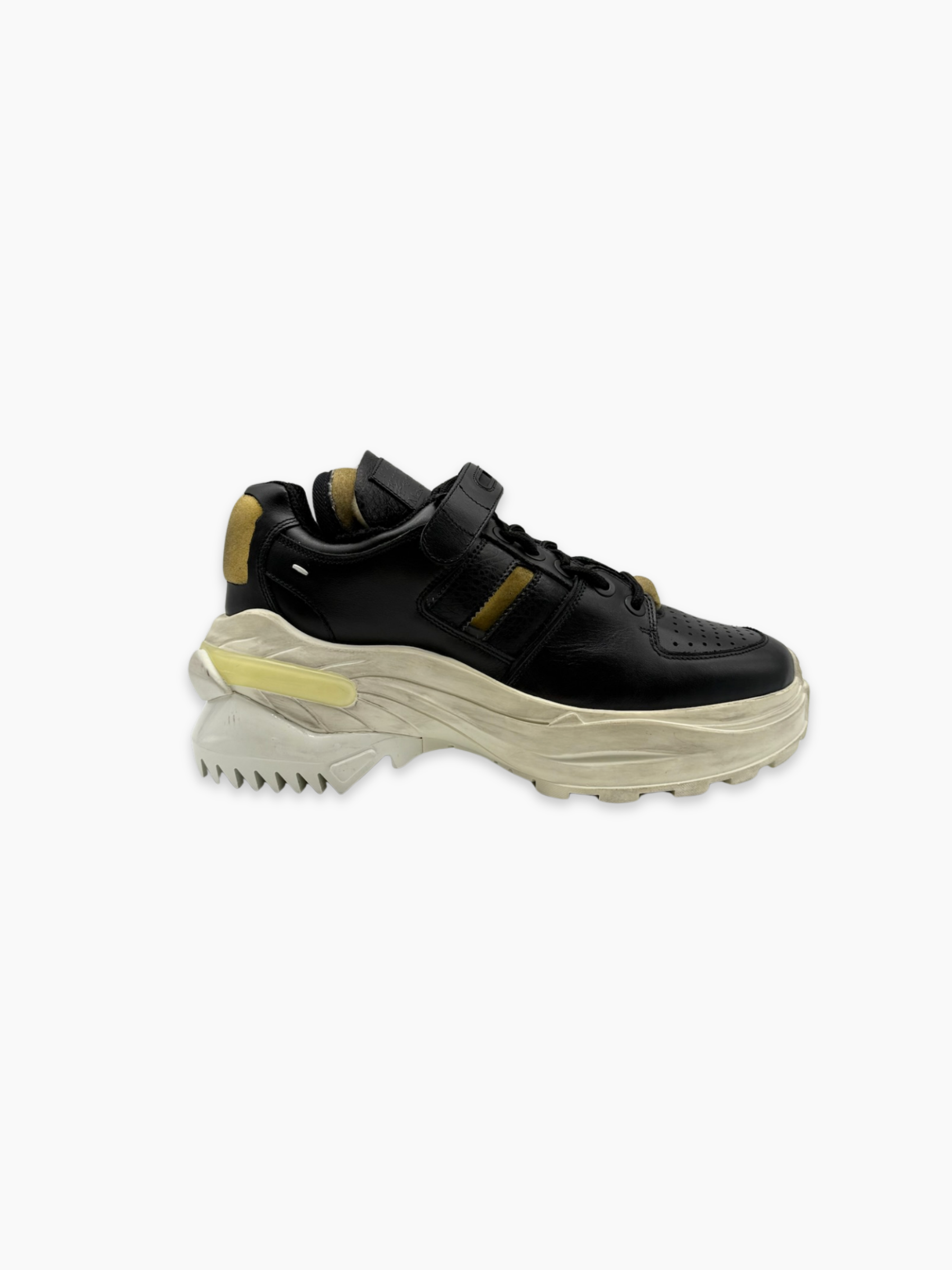 Sneakers chunky nere Maison Margiela vista laterale