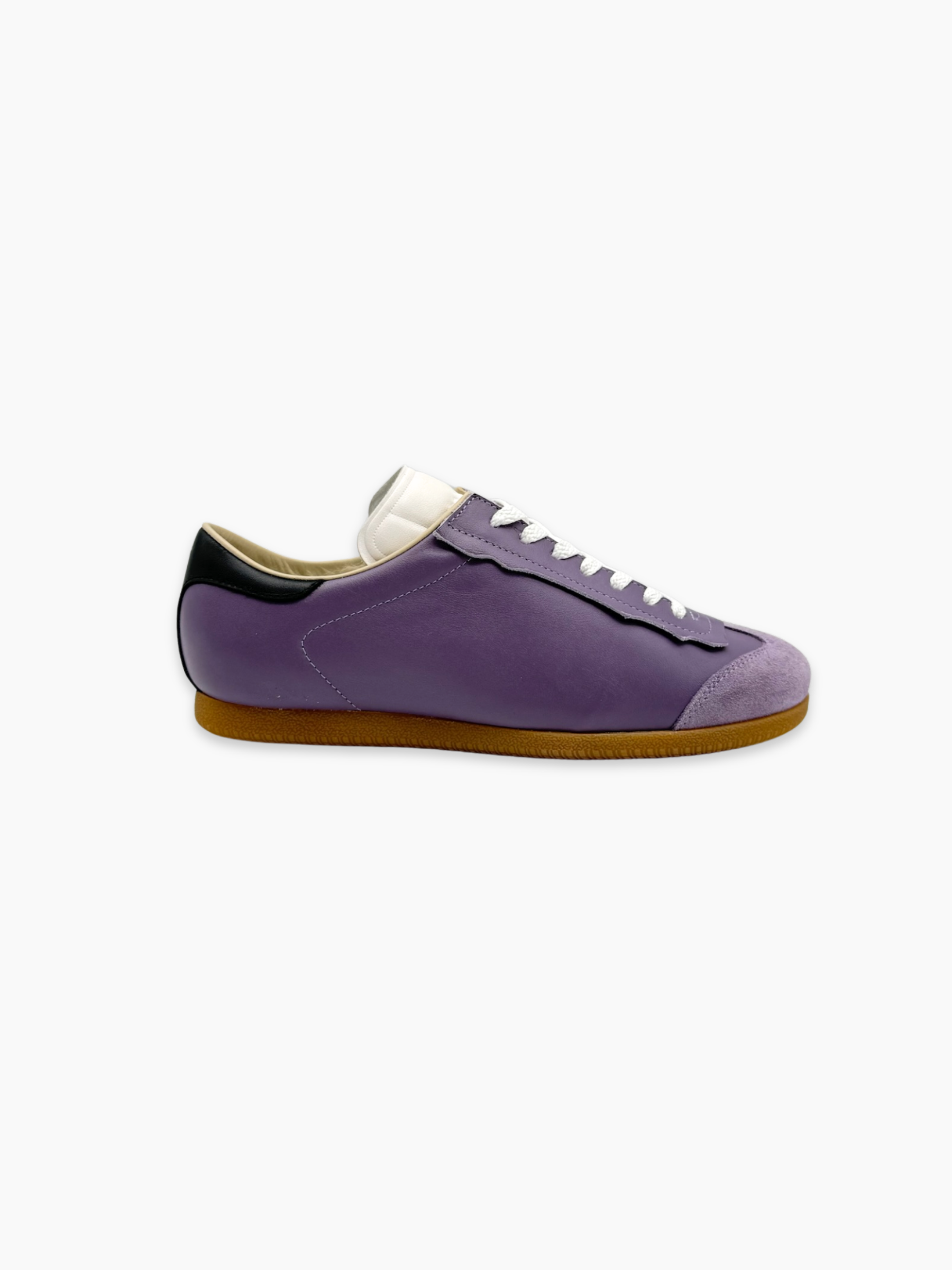 Sneakers Maison Margiela lilla in pelle e suede con tallone verde viste laterali
