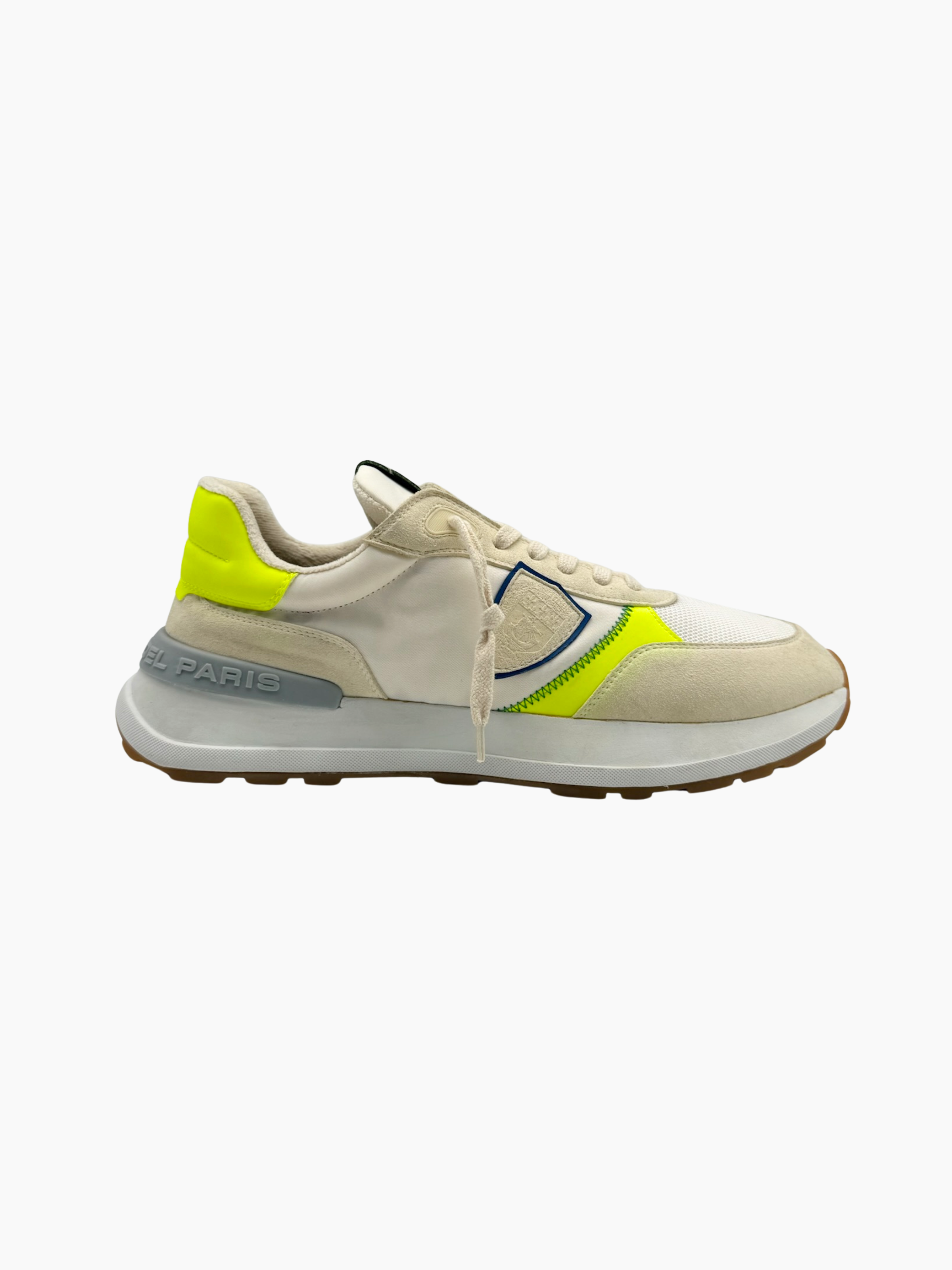 Sneakers Philippe Model Antibes Low bianche e gialle vista laterale