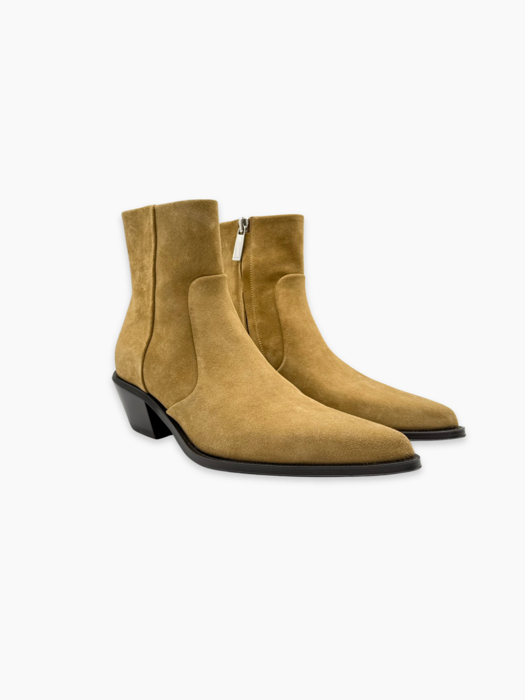 Vista laterale stivaletti texani in camoscio beige chiaro con zip