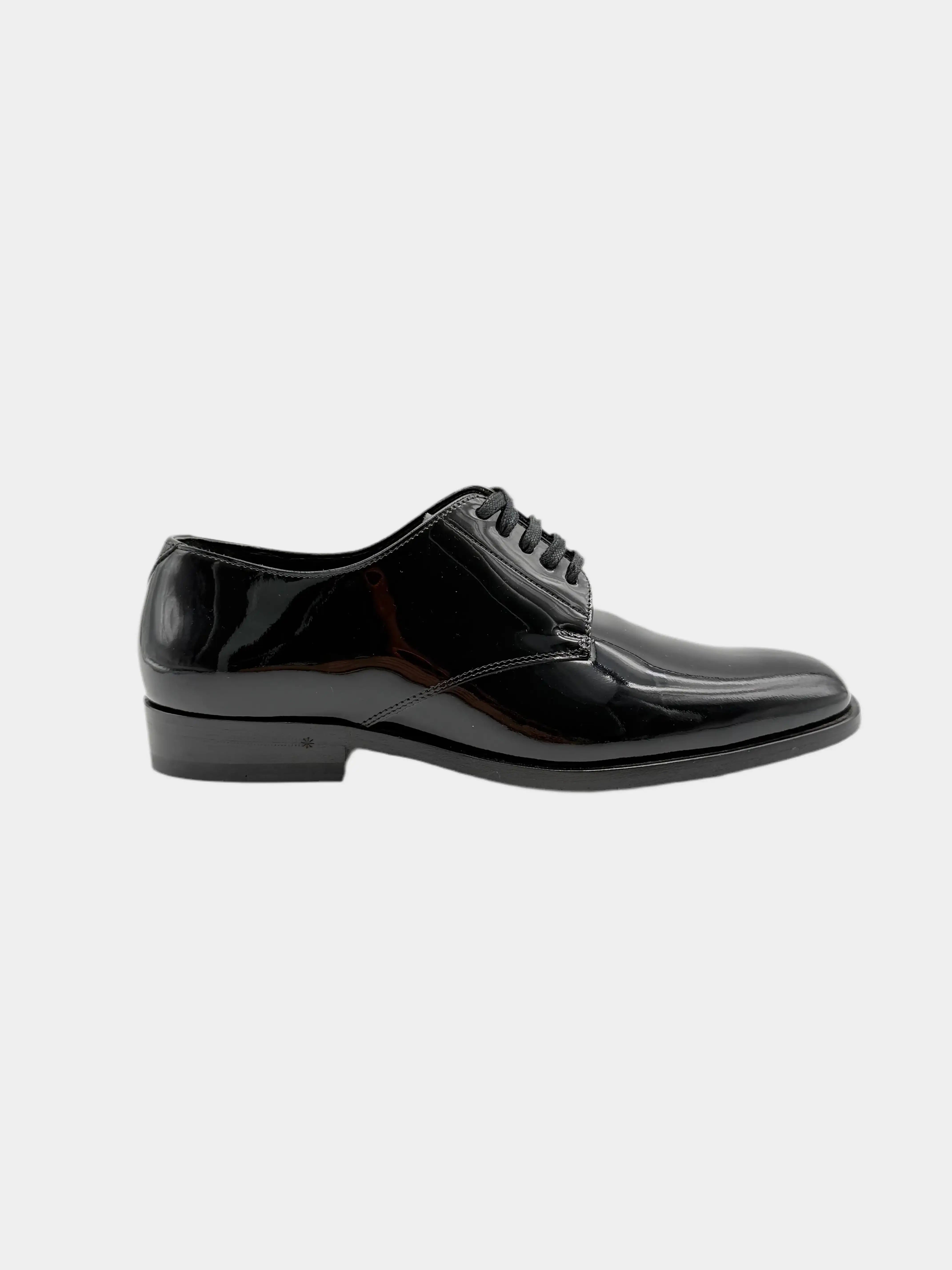 Scarpe stringate Saint Laurent da donna in vernice nera, preloved