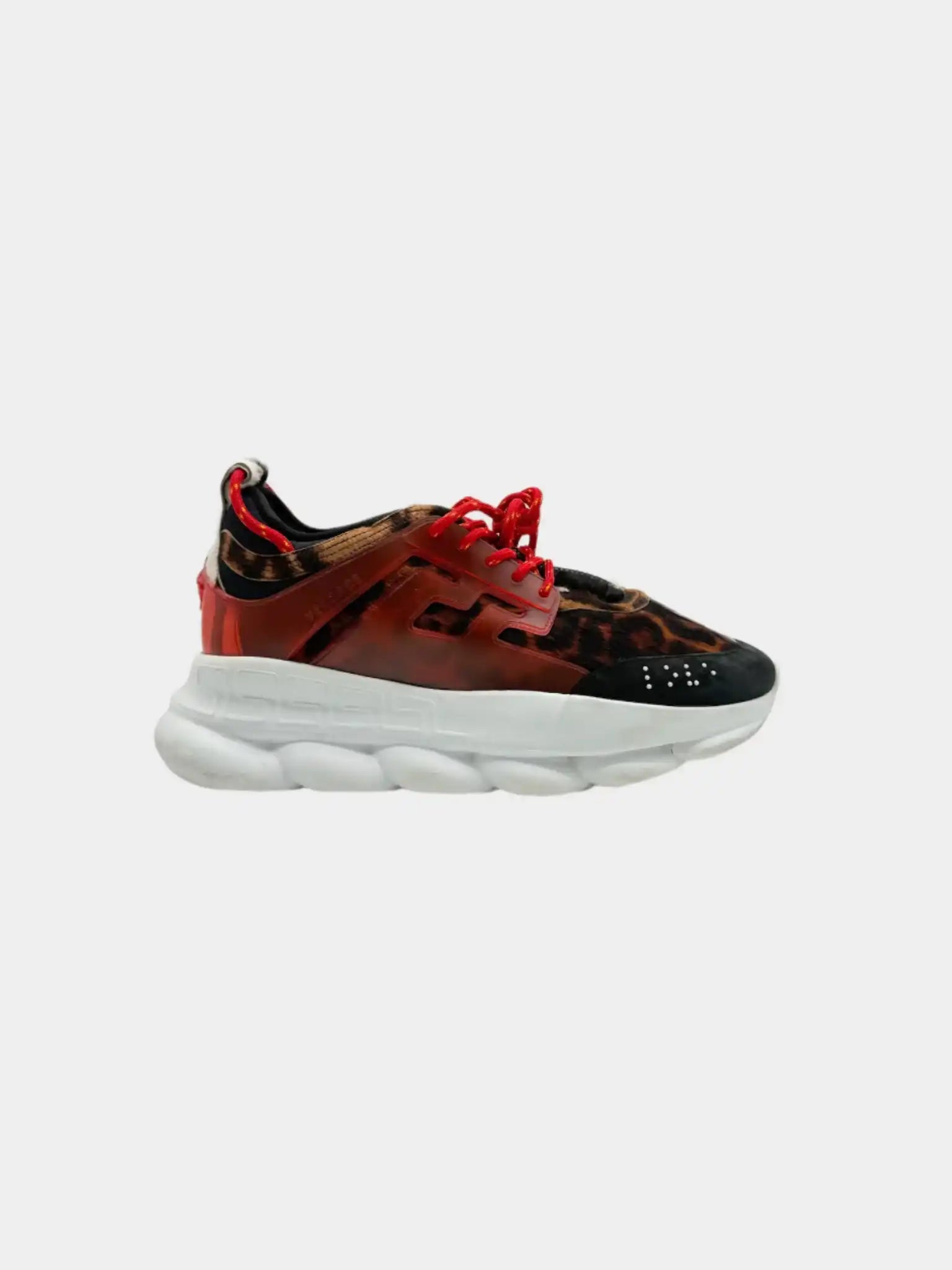 sneakers versace, chain reaction versace, sneakers animalier, versace cavallino, scarpe versace rosse, versace chunky sole, versace uomo donna
